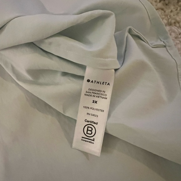 Athleta Mint Green Midtown Button Down Blouse Size 3X - Picture 5 of 8